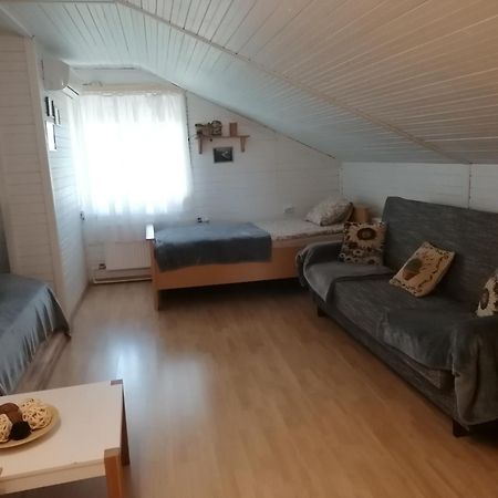 Garden Chalet Daugavpils Luaran gambar